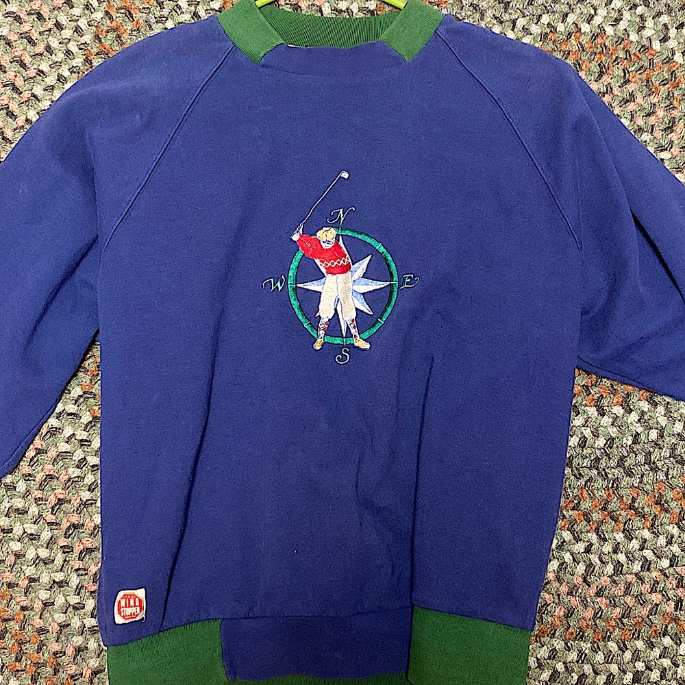 Vintage Embroidered Crewneck Sweatshirt (Great Condition!)